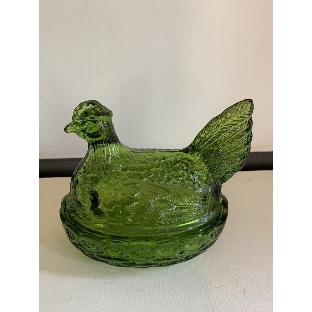 Vintage LE Smith Emerald Green Hen Chicken On Nest Covered Candy Dish Heavy 6"
